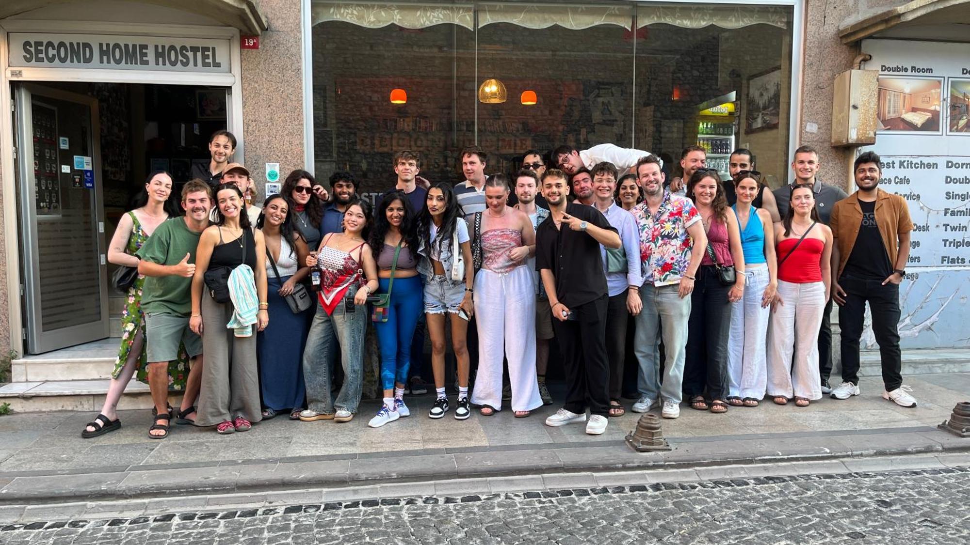 Second Home Hostel — Fotoğraflar 1